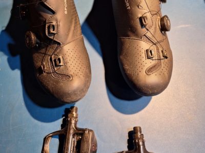 Chaussures et pédales pour vélo de course