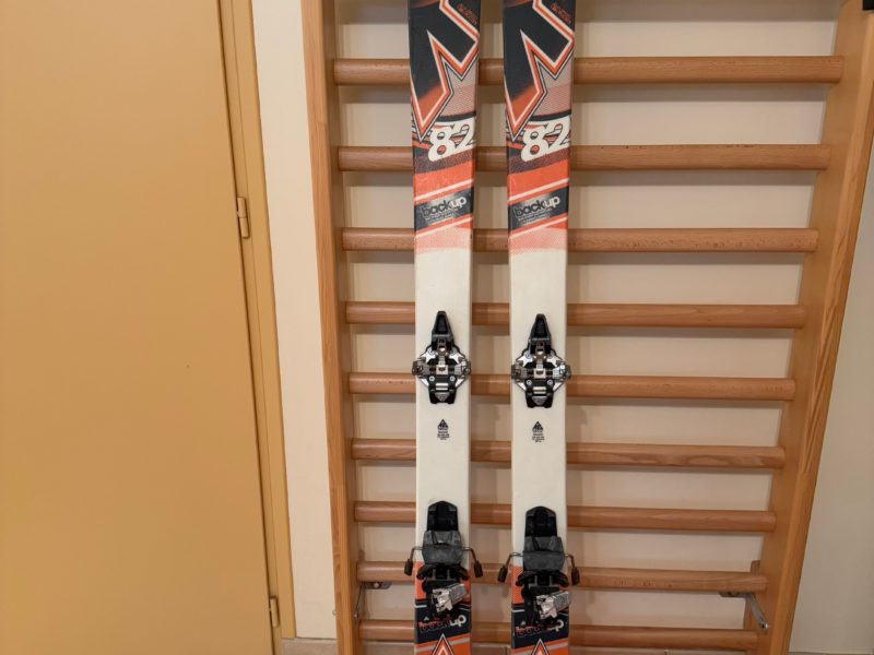 Skis de Randonnée K2 Backup et Peaux