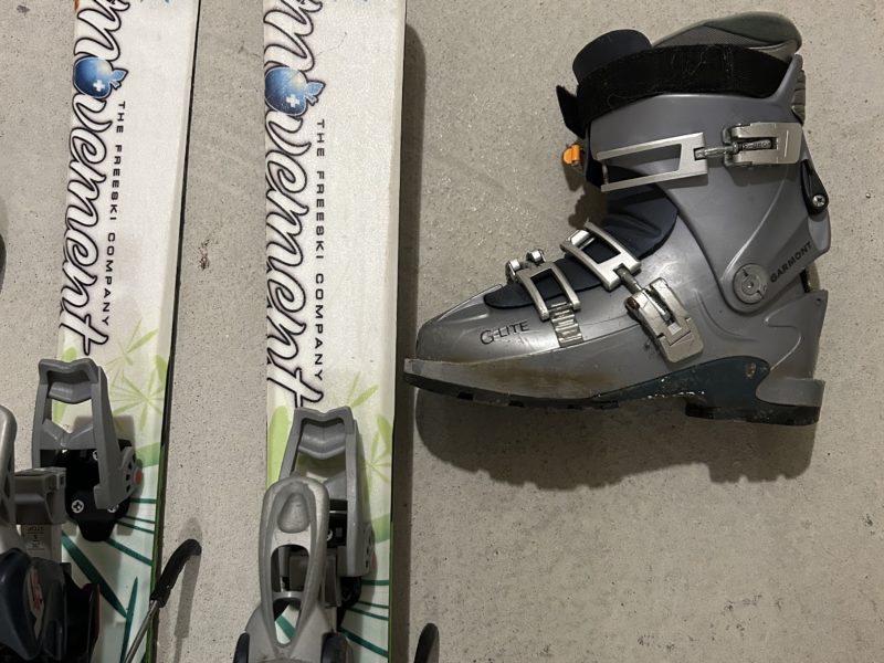 SET COMPLET SKIS DE RANDO DAME