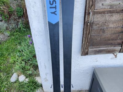 Majesty Superwolf Carbone en 184 avec fix ATK RT10 EVO