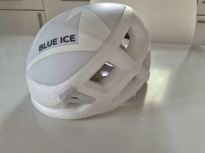 Casque léger Blue Ice