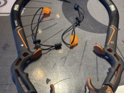 Piolets Petzl Nomic, comme neufs